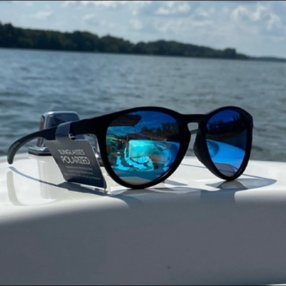POLARIZED SUNGLASSES Other - Polarized BLUE LENS W/BLACK FRAME Sunglasses. NWT